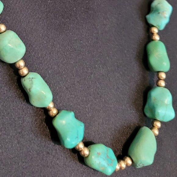 One of a kind Vntg Handcrafted Hand Tumbled Natural Turquoise and gold Necklace - Picture 3 of 4